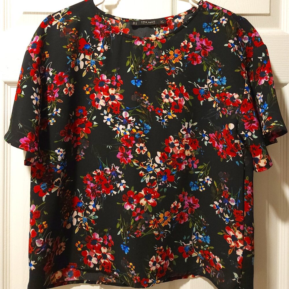 Zara Basic Floral Blouse - Size Small - image 1